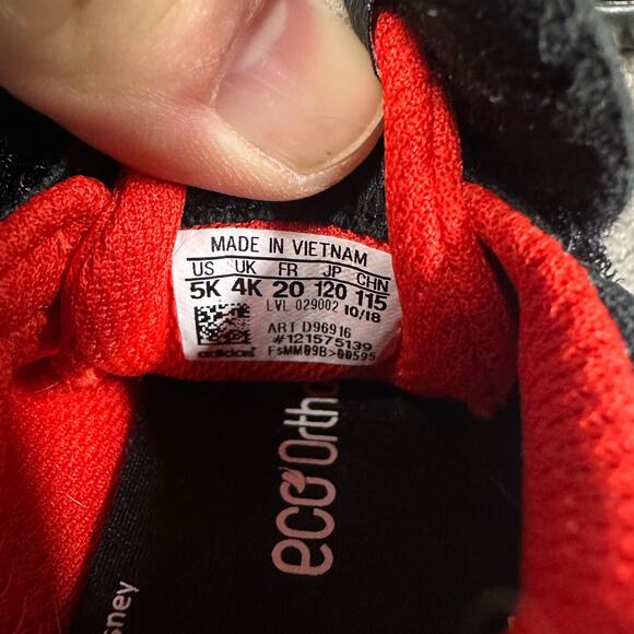 Adidas Disney Mickey Mouse Black White Red D96916 Toddler Kids Sz 5K 5C - Picture 11 of 16